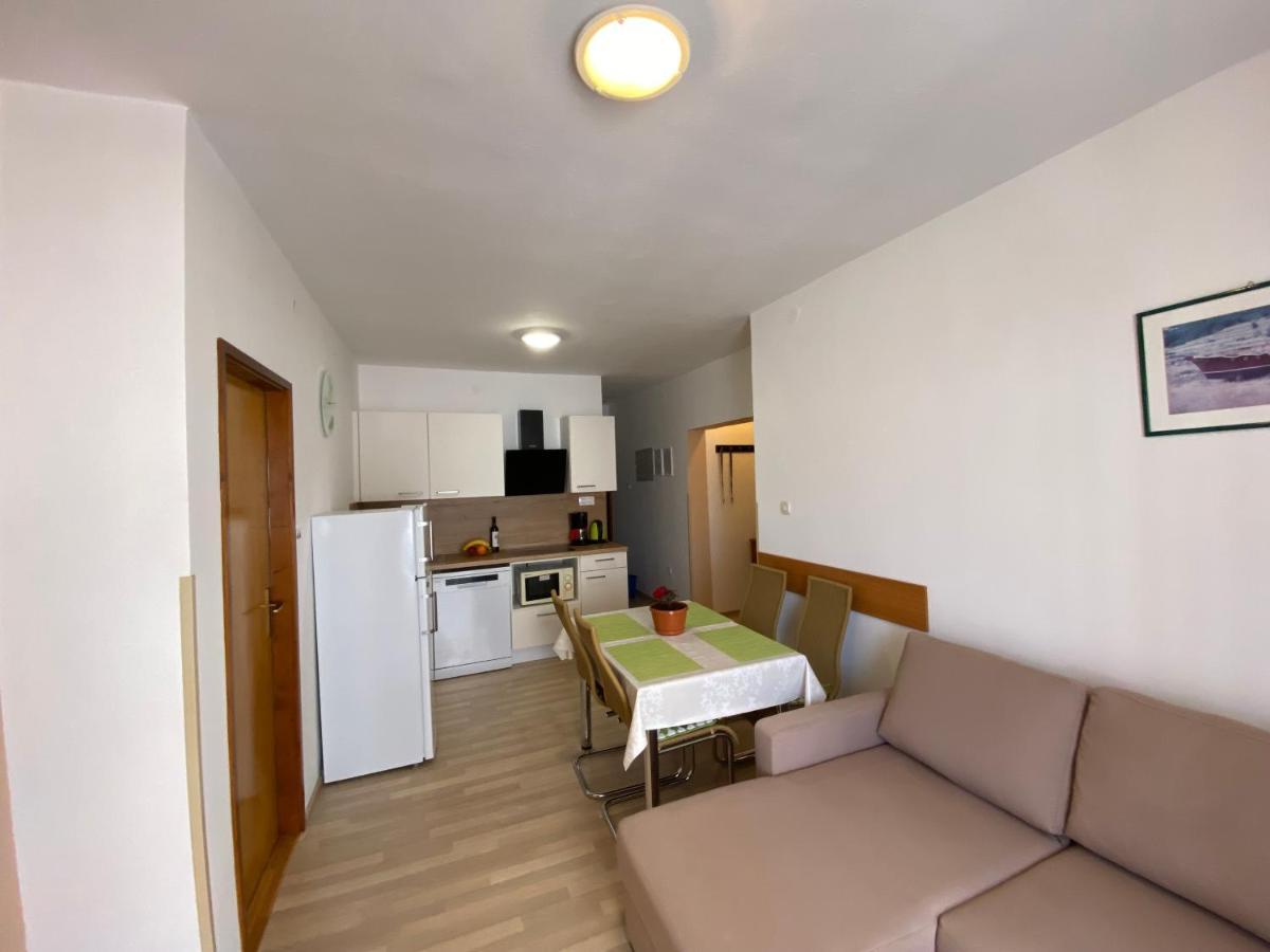 Apartmani Tamara Baska Extérieur photo